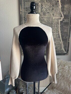 Size M - Madewell Ribbed Cream Turtle Neck Long Sleeve Pullover Shrug